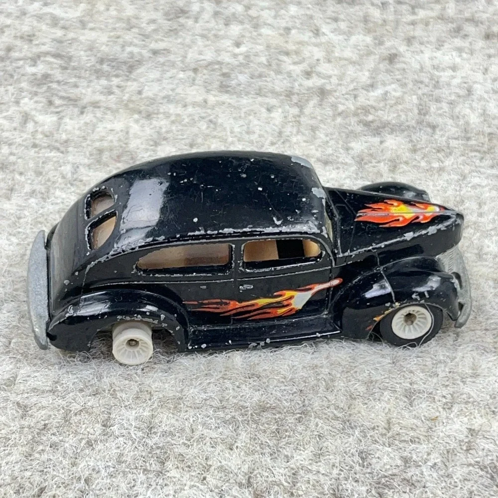 Vintage Hot Wheels 1982 Real Riders 40 Ford‎ 2-Door Malaysia Black Fire Flame